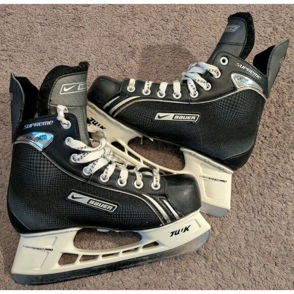 Bauer Nike Supreme One05 Ice Hockey Skates Skate Size 5 / Shoe Size 6 - Picture 1 of 7